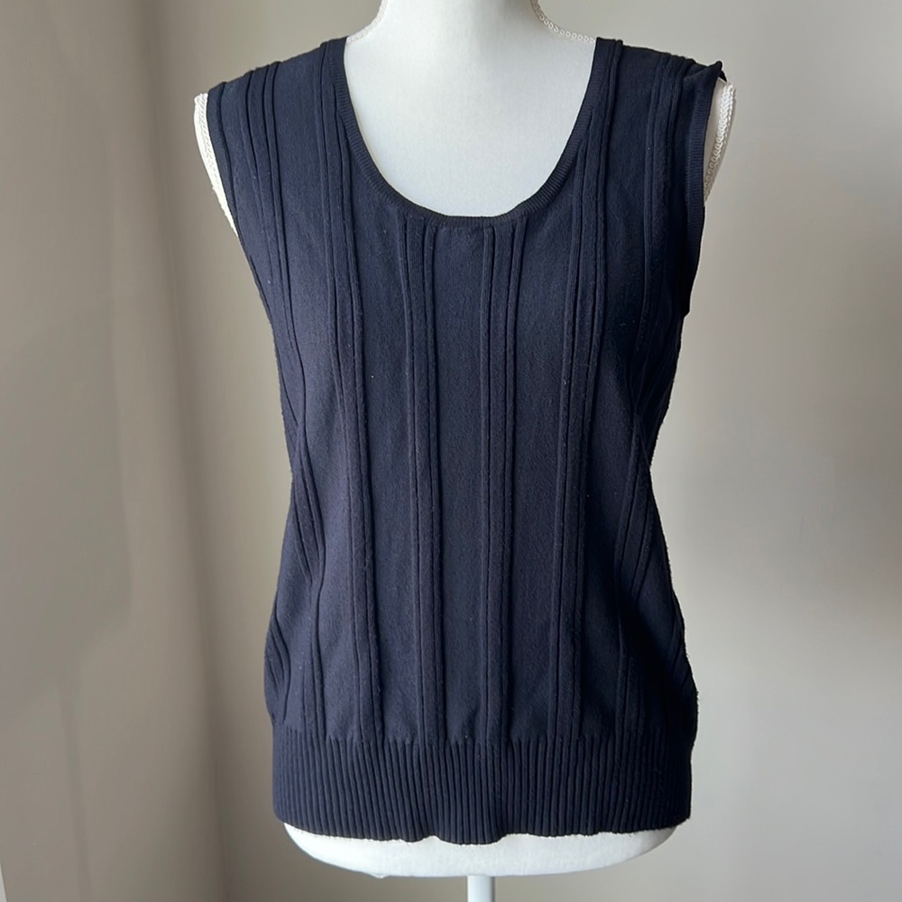 Cleo Ribbed Knit Sleeveless Sweater Vest Navy Size L
